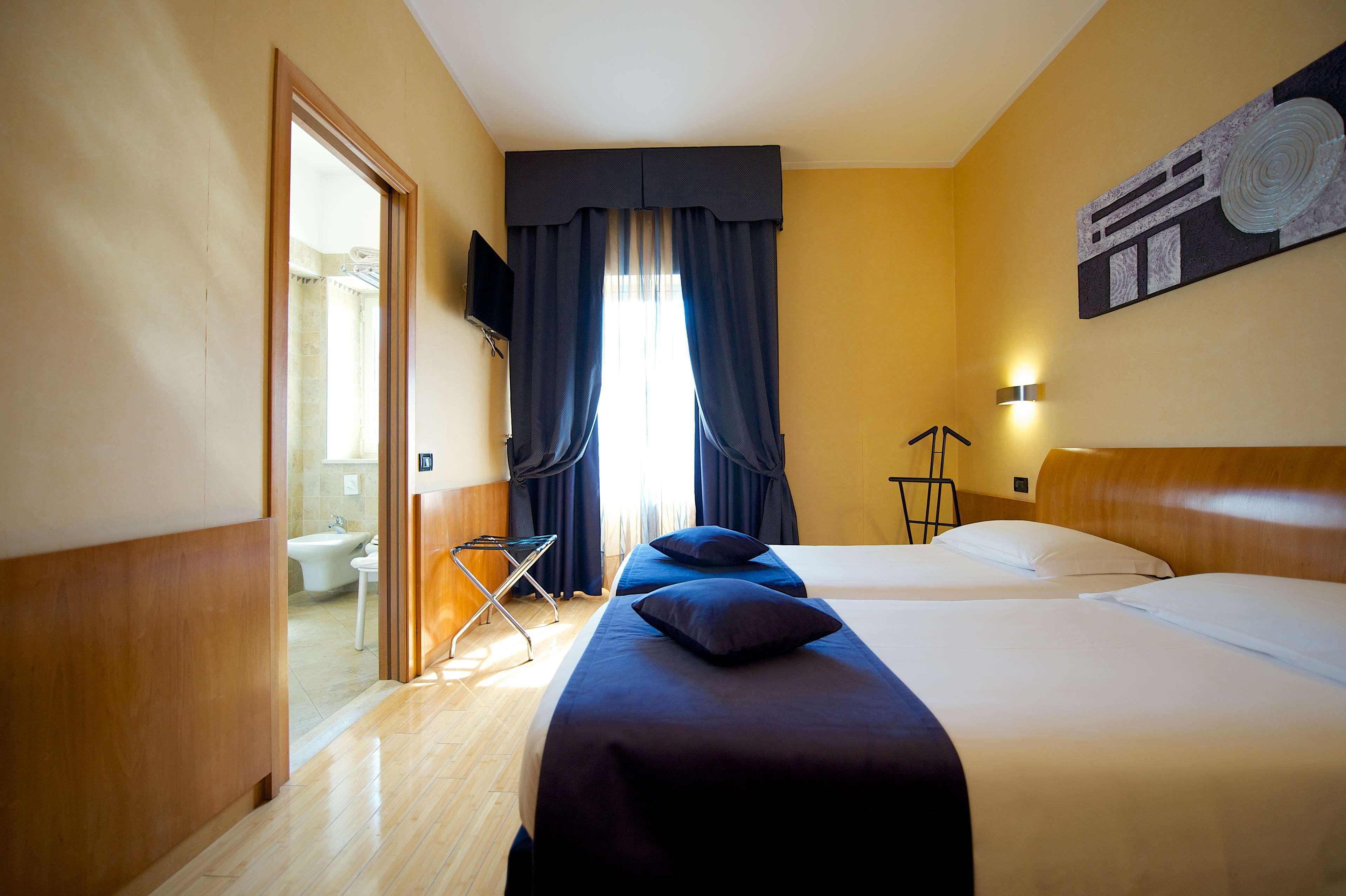 Best Western Hotel Luxor Torino Esterno foto